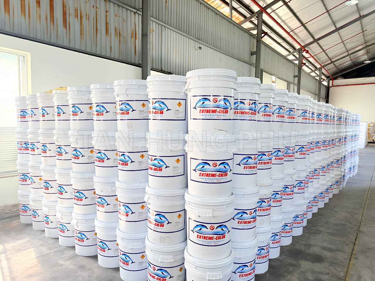 Hóa chất Chlorine 70% Calcium Hypochlorite Ca(OCl)2 tại kho THP Chemical